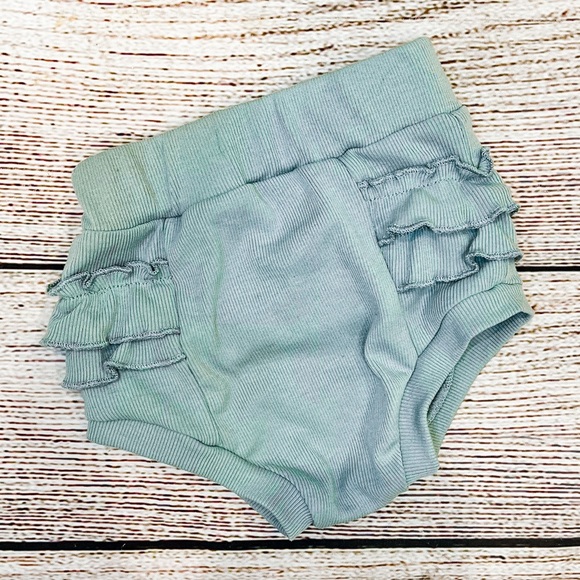 Orcas Lucille Ruffle Bummies - Picture 2 of 3